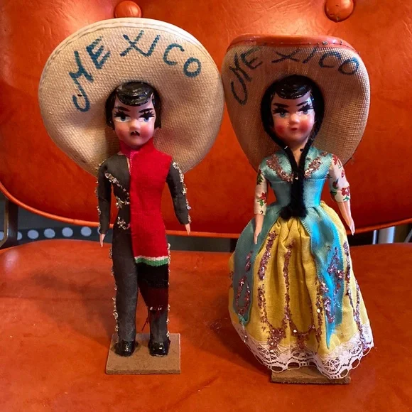 Vintage Toys Mexican Souvenir Dolls Sombrero Boy Girl Vintage